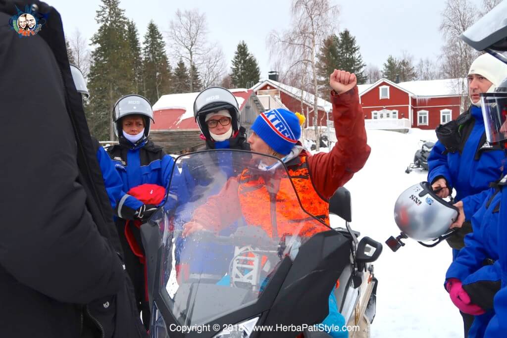 Motoslitta in Lapponia