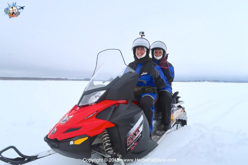 Motoslitta in Lapponia