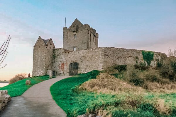 Dunguaire Castle