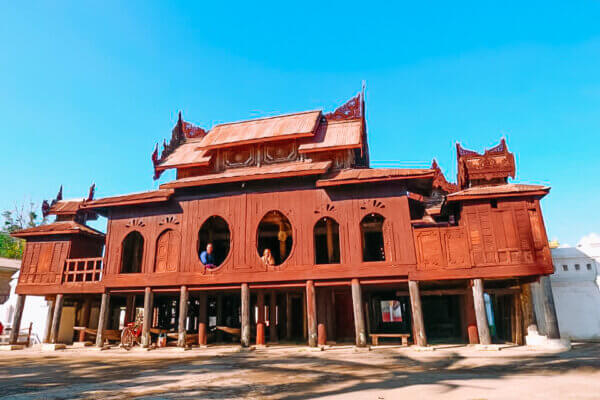 Shwe Yan Pyay Monastery